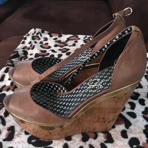 JS Keira Wedge